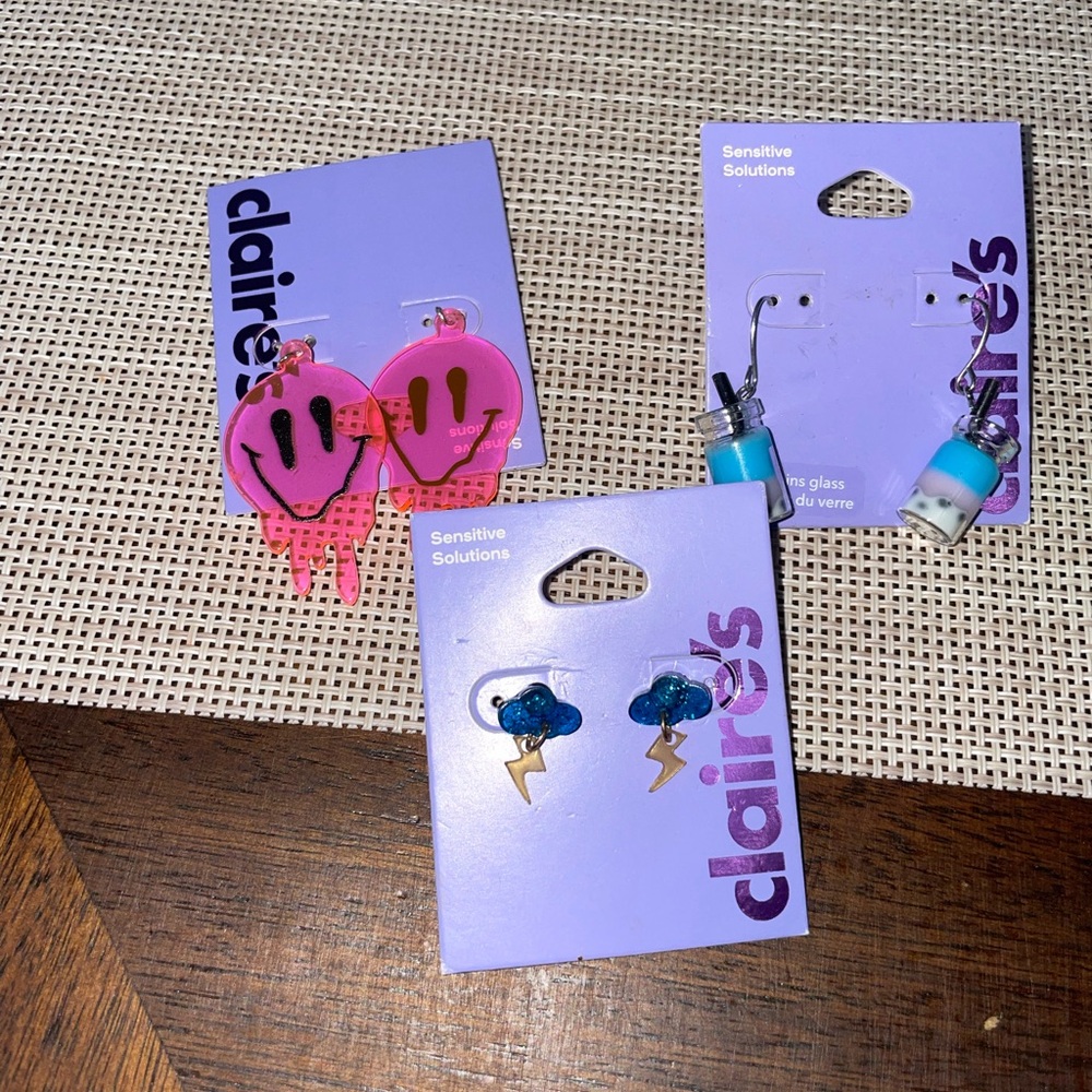Claire’s Earrings Bundle Lot of 3 New Cute Y2K Smiley Lightning Cloud Drink